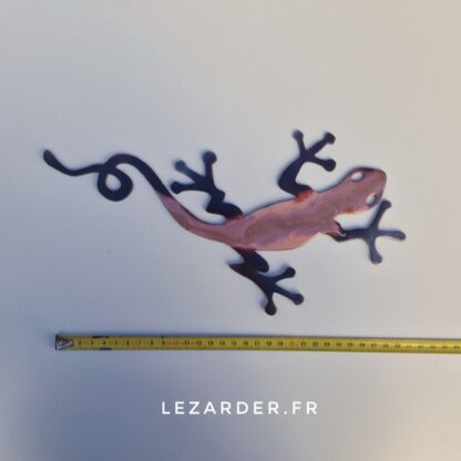 Gecko violet en bois mdf 32x17cm