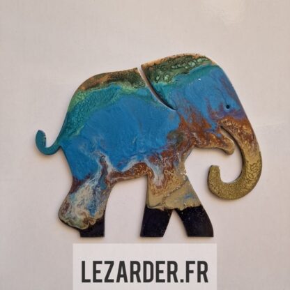 Éléphant en bois medium pour intérieur taille S 23x18cm