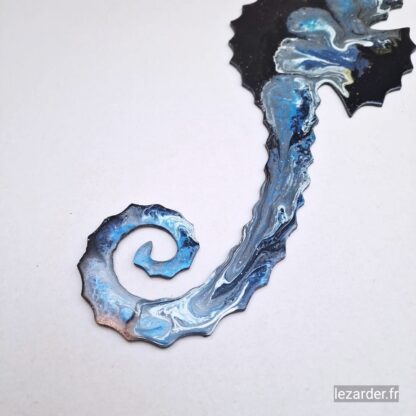 Hippocampe en aluminium composite taille M 19x49cm – Image 3
