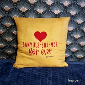 Coussin 45x45cm Banyuls-sur-mer for ever rouge sur textile jaune