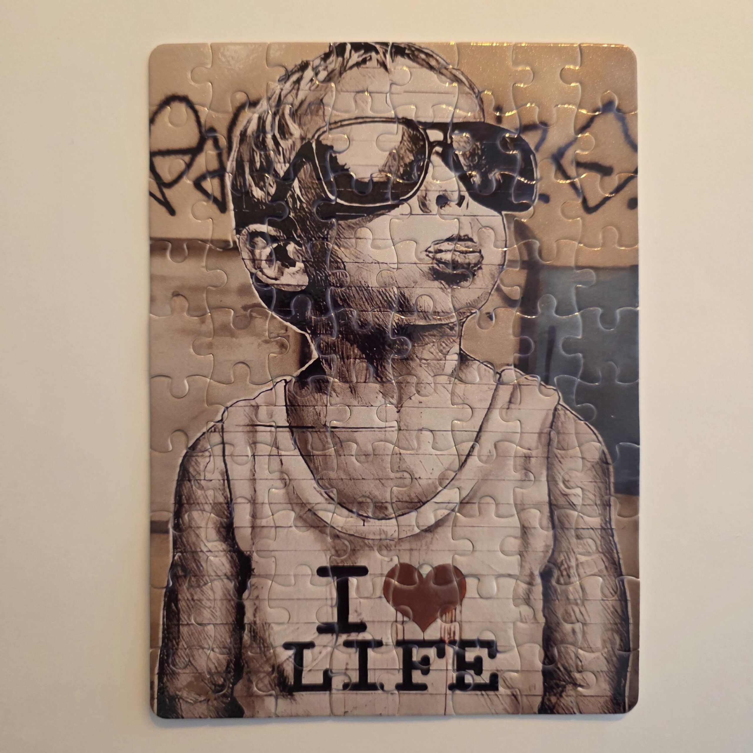 Puzzle 80 pièces 14.5x20cm Banksy "I love life" – Image 2
